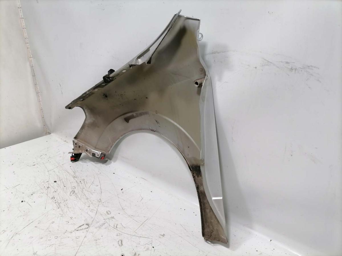 Opel Astra H original Kotflügel vorn rechts Z157 Starsilber Bj.2006